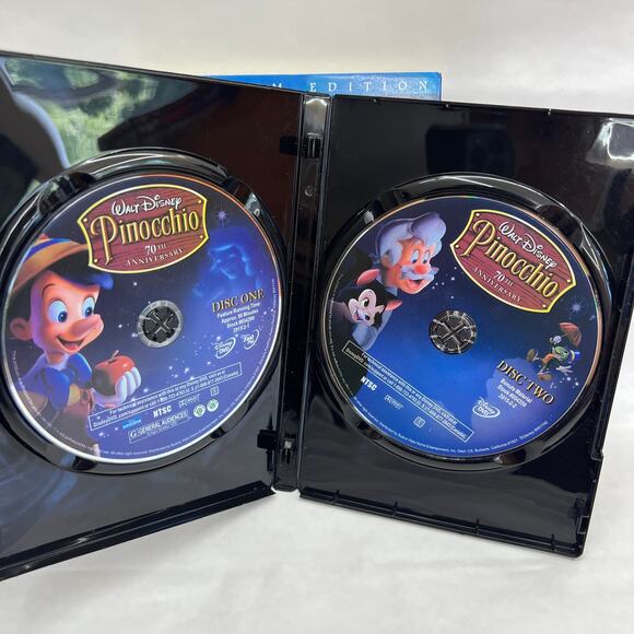 Pinocchio (Two-Disc 70th Anniversary Platinum Edition) DVDs - Picture 4 of 6